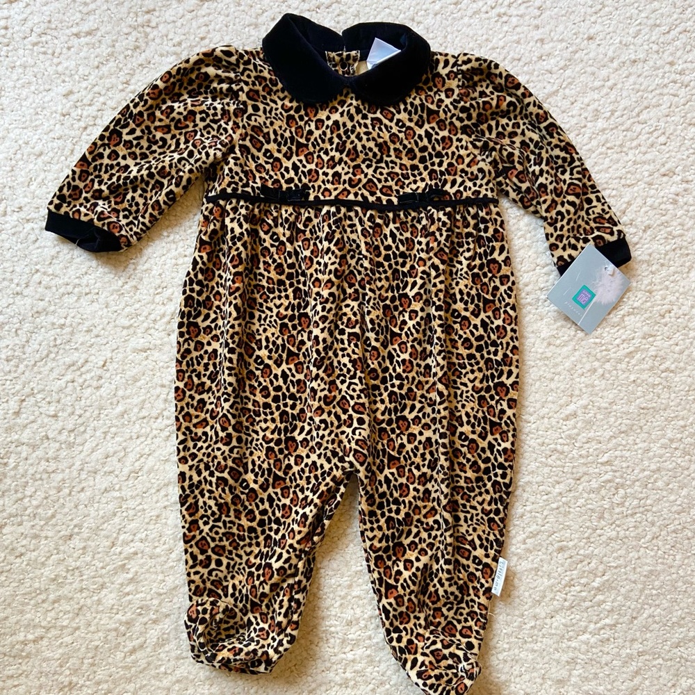 Little Me NWT Velour Baby Onesie Footie, 9mos